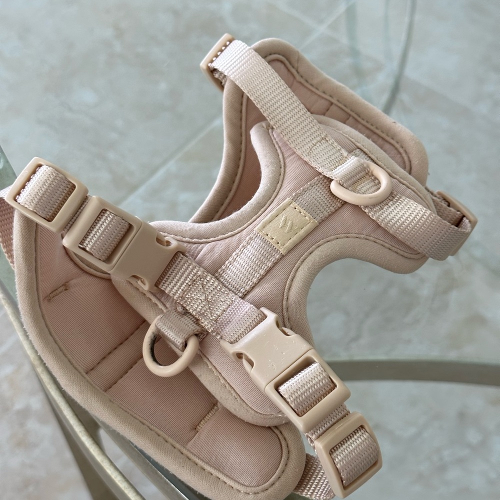 Wild One Harness.Tan.Soft, stretchy & resilient. Cushioned,lightweight. 4 Attach